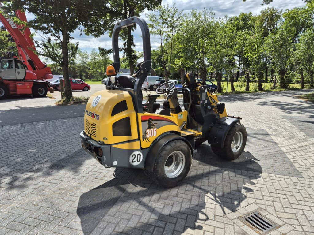 MUSTANG AL 306 miniloader - Compact loader: picture 4 MUSTANG AL 306 miniloader - Compact loader: picture 4