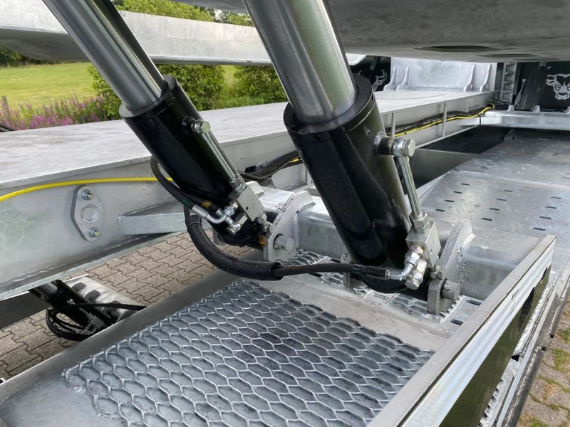 Autotransporter semi-trailer VTR BULL / VTR | TRUCK - MACHINE TRANSPORTER | STEERING AXLE | EXTENSION 3000 + 1200 MM: picture 11