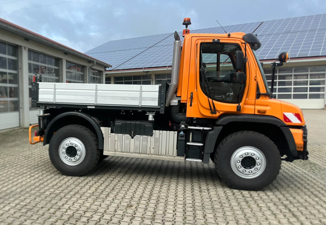 Municipal/ Special vehicle Unimog 530 - U530 405 44301 Mercedes Benz 405: picture 7 Municipal/ Special vehicle Unimog 530 - U530 405 44301 Mercedes Benz 405: picture 7