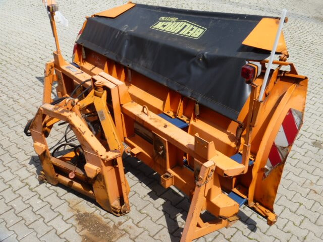 Unimog Schneepflug - Schneeschild Beilhack PV28-3 - Snow plough: picture 4 Unimog Schneepflug - Schneeschild Beilhack PV28-3 - Snow plough: picture 4