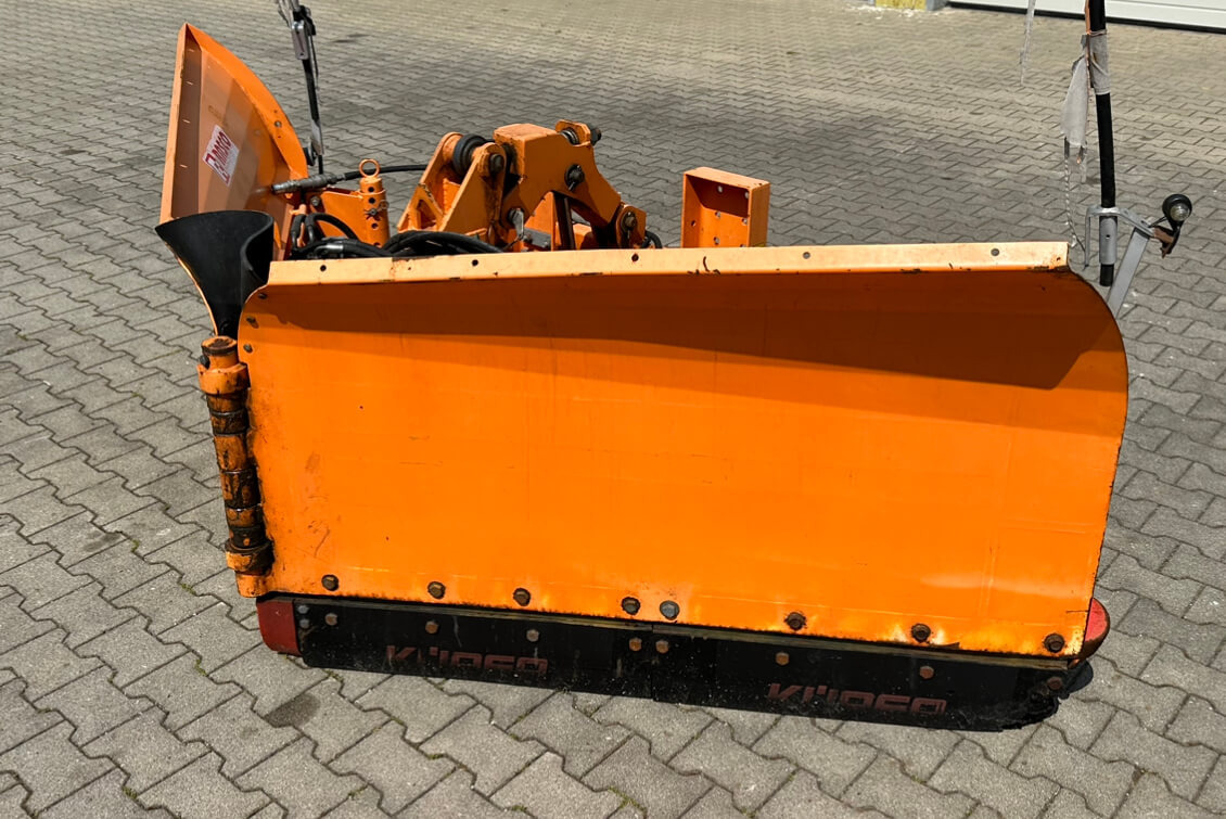 Unimog Schneepflug - Vario Rasco VERTUS 3.2 GB2X3 - Snow plough: picture 2 Unimog Schneepflug - Vario Rasco VERTUS 3.2 GB2X3 - Snow plough: picture 2