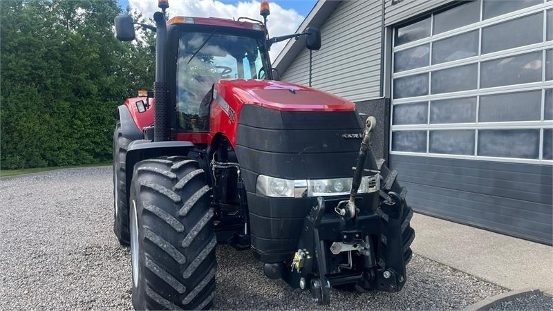 Farm tractor Case IH Magnum 370 CVX Med fronlift: picture 23