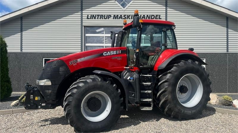 Case IH Magnum 370 CVX Med fronlift - Farm tractor: picture 1 Case IH Magnum 370 CVX Med fronlift - Farm tractor: picture 1