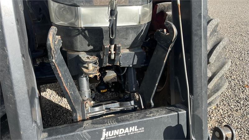 Case IH PUMA 185 CVX Med frontlæsser og frontlift - Farm tractor: picture 4 Case IH PUMA 185 CVX Med frontlæsser og frontlift - Farm tractor: picture 4