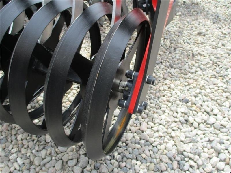 Dexwal Mamut 4 m Med v-rings pakker og 560mm taler - Disc harrow: picture 4 Dexwal Mamut 4 m Med v-rings pakker og 560mm taler - Disc harrow: picture 4
