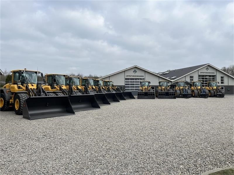 JST Skovl 3.4m3 med volvoskifte og 3m bred. NY SKOVL. - Bucket for Construction machinery: picture 3 JST Skovl 3.4m3 med volvoskifte og 3m bred. NY SKOVL. - Bucket for Construction machinery: picture 3