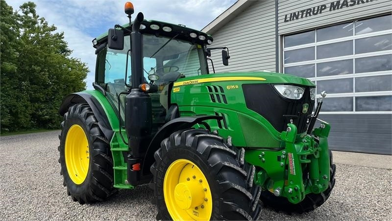 Farm tractor John Deere 6135R Krybegear, frontlift, TLS Affjedret foraksel: picture 16