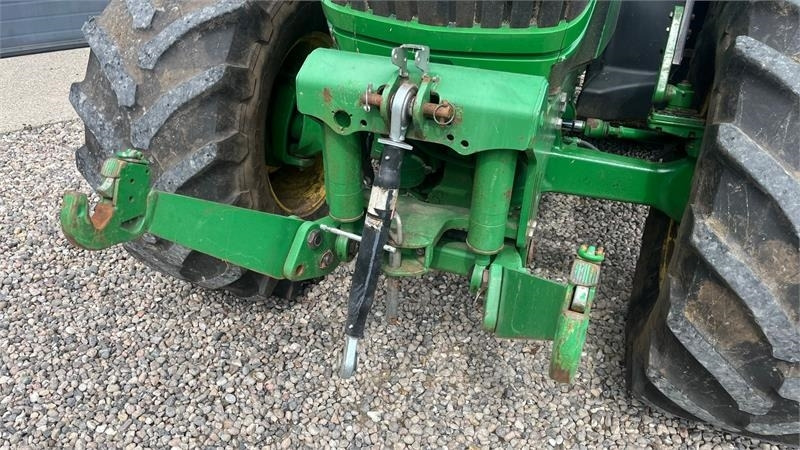 John Deere 6170R AutoPower med frontlift - Farm tractor: picture 4 John Deere 6170R AutoPower med frontlift - Farm tractor: picture 4