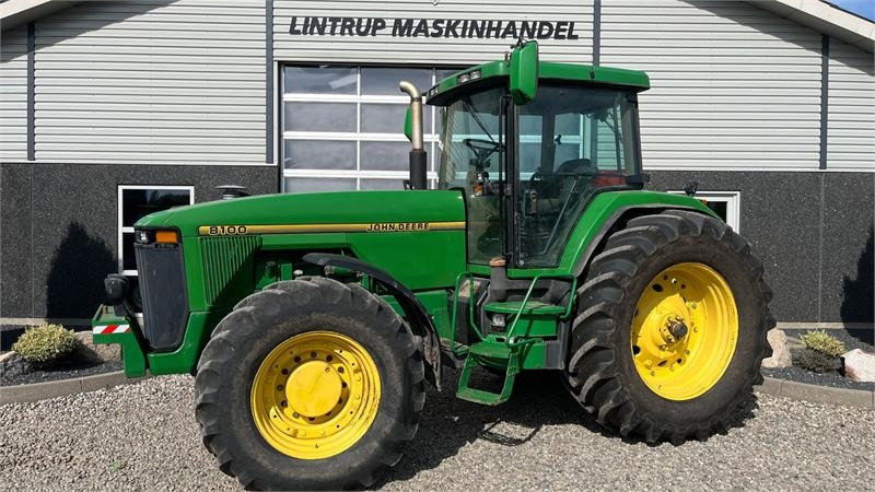 John Deere 8100 Samme ejer siden 2014  - Farm tractor: picture 1 John Deere 8100 Samme ejer siden 2014  - Farm tractor: picture 1