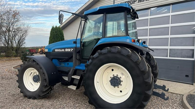 Farm tractor New Holland 8970 Velholdt super stærk traktor: picture 10 Farm tractor New Holland 8970 Velholdt super stærk traktor: picture 10