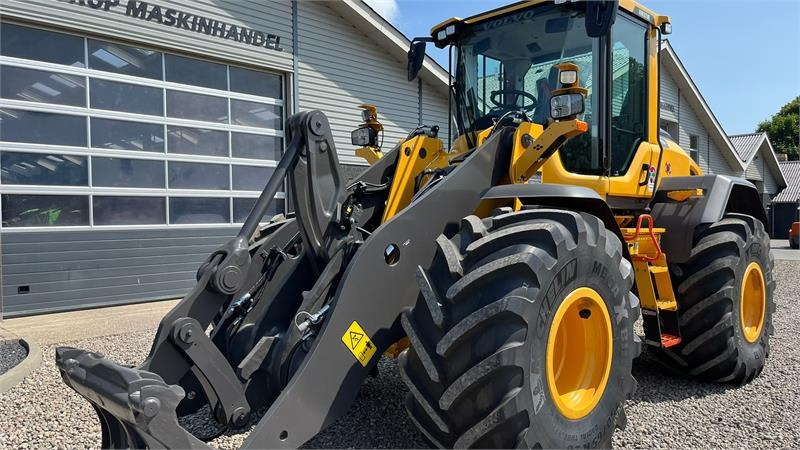 Wheel loader Volvo L90H H2 AGRICULTURE Dansk-maskine, Co-Pilot, LANG-: picture 9 Wheel loader Volvo L90H H2 AGRICULTURE Dansk-maskine, Co-Pilot, LANG-: picture 9