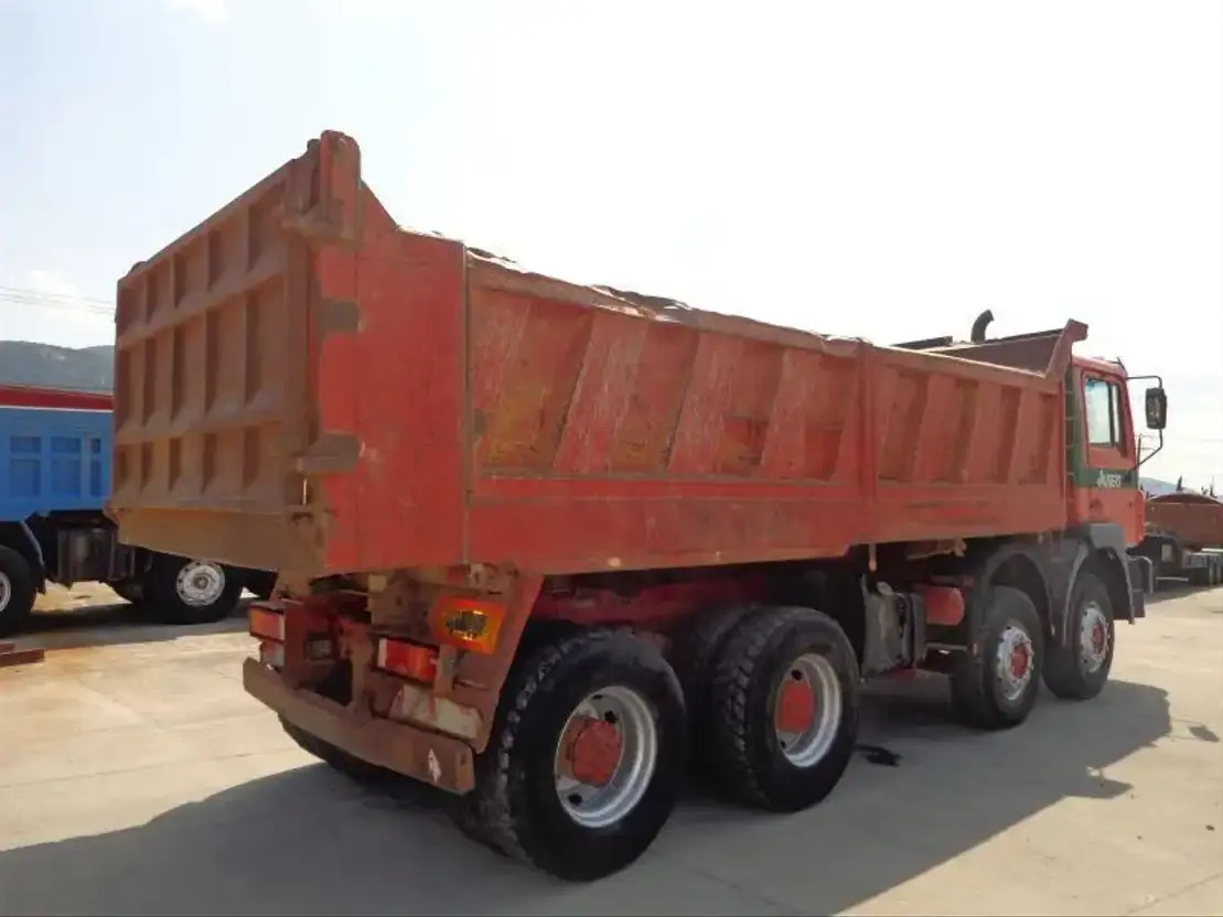 Tipper MAN 33.403 MAN 35.403 8X4: picture 8