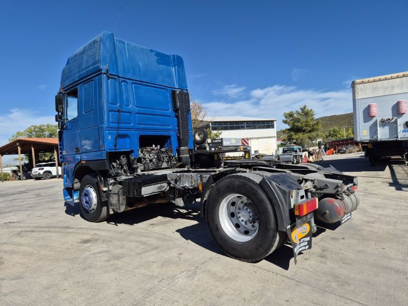 DAF XF 480 DAF XF.480 4X2 Super Space Intarder - Tractor unit: picture 4 DAF XF 480 DAF XF.480 4X2 Super Space Intarder - Tractor unit: picture 4