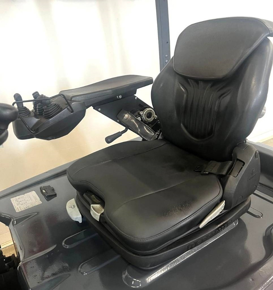 Toyota 10941 8FBE18T  - Electric forklift: picture 4 Toyota 10941 8FBE18T  - Electric forklift: picture 4