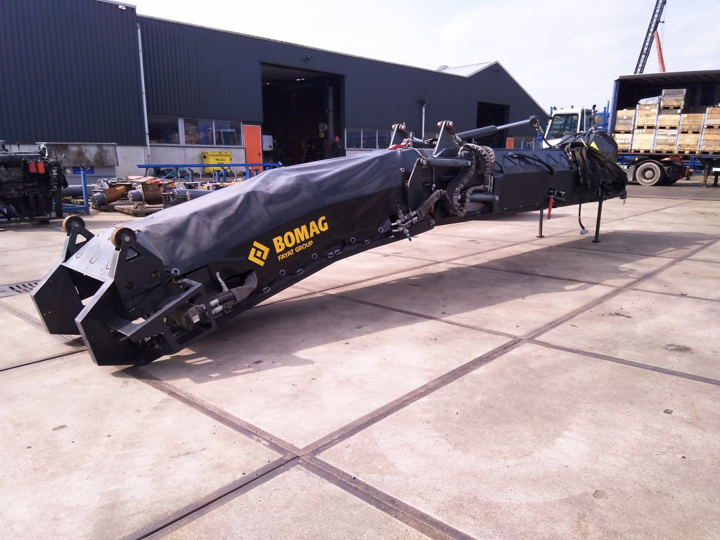 Bomag BM1200-35 - - Attachment for Cold planer: picture 3 Bomag BM1200-35 - - Attachment for Cold planer: picture 3