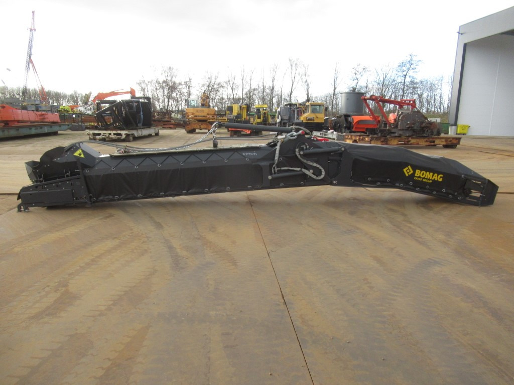 Bomag BM2000-75 - - Attachment for Cold planer: picture 1 Bomag BM2000-75 - - Attachment for Cold planer: picture 1