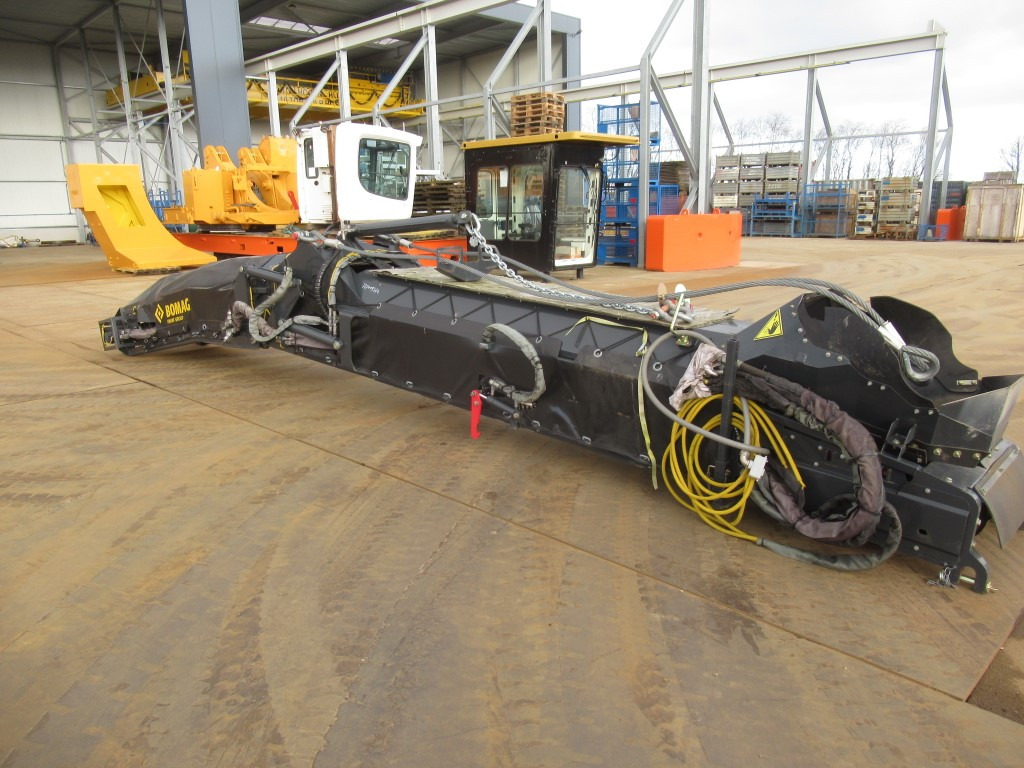 Bomag BM2000-75 - - Attachment for Cold planer: picture 4 Bomag BM2000-75 - - Attachment for Cold planer: picture 4