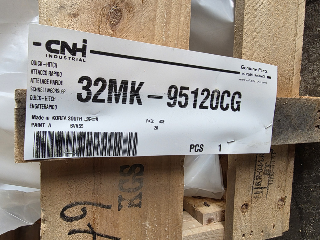 Case 32MK-95120CG - Quick coupler for Construction machinery: picture 5 Case 32MK-95120CG - Quick coupler for Construction machinery: picture 5