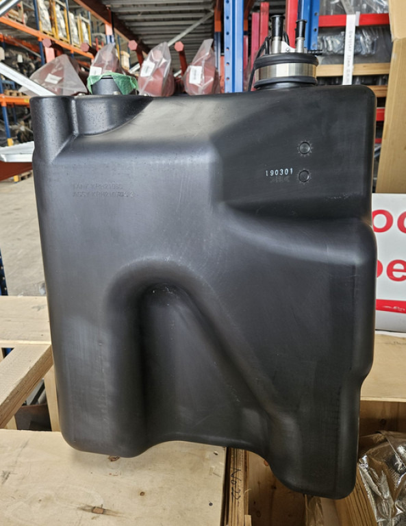Case KRH21072 - Fuel tank for Construction machinery: picture 1 Case KRH21072 - Fuel tank for Construction machinery: picture 1