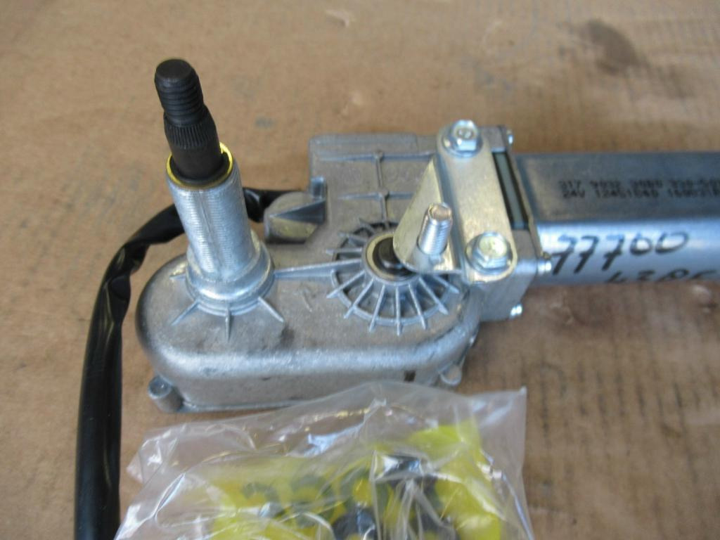 Caterpillar 3305013 - Wiper for Construction machinery: picture 3 Caterpillar 3305013 - Wiper for Construction machinery: picture 3