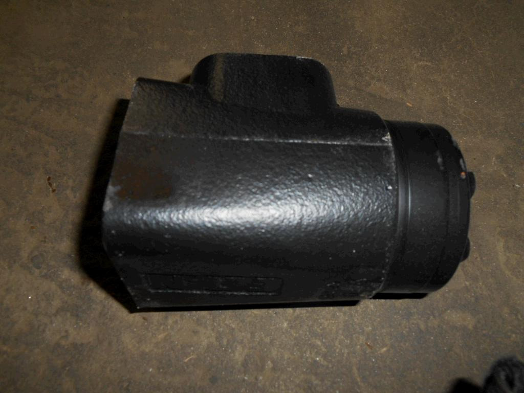 Caterpillar 3496093 - Hydraulic motor for Construction machinery: picture 3 Caterpillar 3496093 - Hydraulic motor for Construction machinery: picture 3