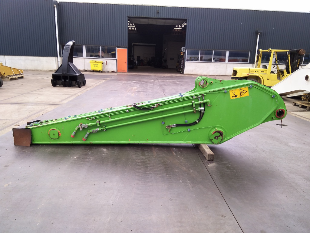Doosan DX420 - - Boom for Construction machinery: picture 2 Doosan DX420 - - Boom for Construction machinery: picture 2