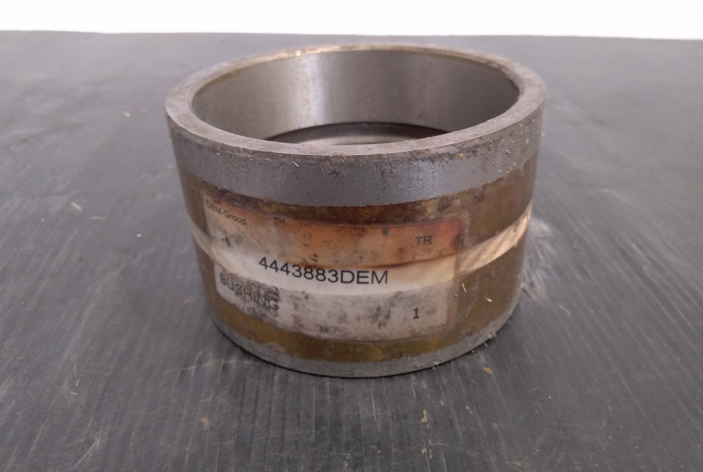 Hitachi 4443883 - - Piston/ Ring/ Bushing for Construction machinery: picture 1 Hitachi 4443883 - - Piston/ Ring/ Bushing for Construction machinery: picture 1