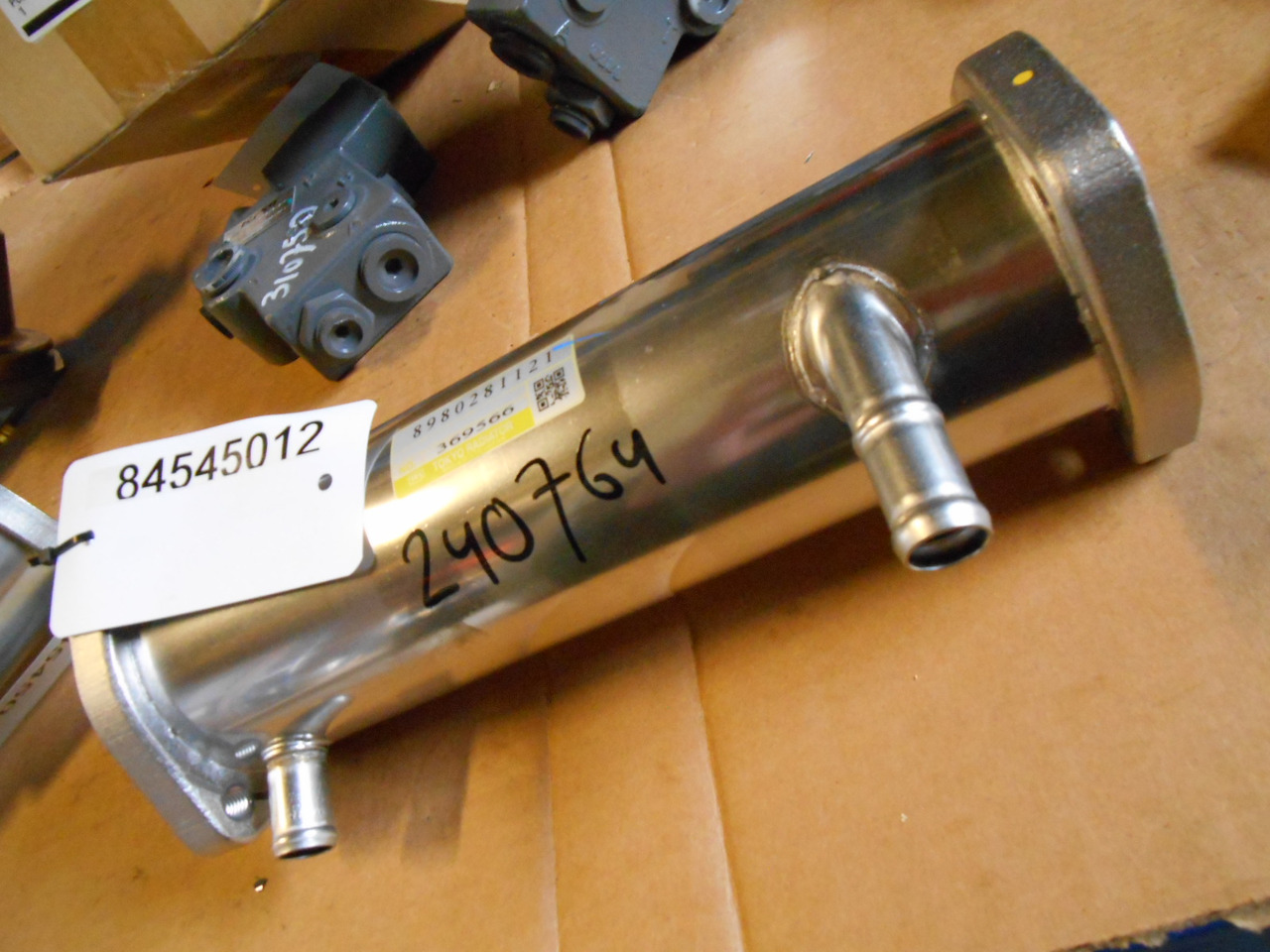 Isuzu 8980281121 - 8982127150 - EGR cooler for Agricultural machinery: picture 2 Isuzu 8980281121 - 8982127150 - EGR cooler for Agricultural machinery: picture 2