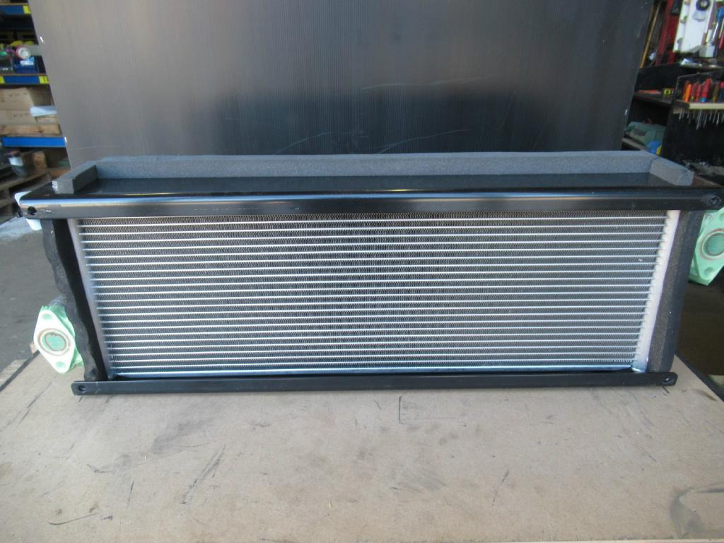 Kobelco YM05P00020F3 - Oil cooler for Construction machinery: picture 1 Kobelco YM05P00020F3 - Oil cooler for Construction machinery: picture 1