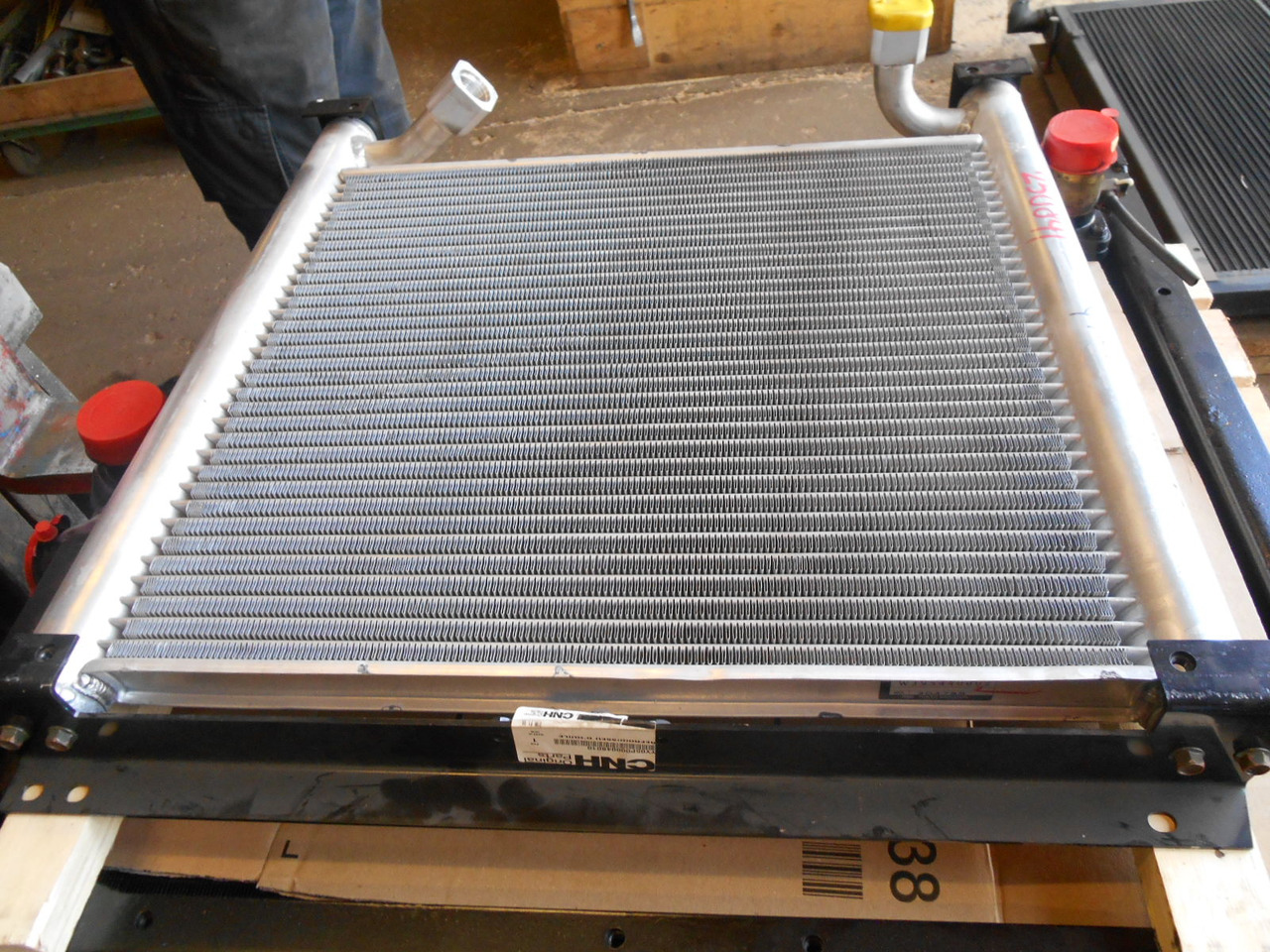 Kobelco YY05P00004S010 - - Oil cooler for Construction machinery: picture 3 Kobelco YY05P00004S010 - - Oil cooler for Construction machinery: picture 3