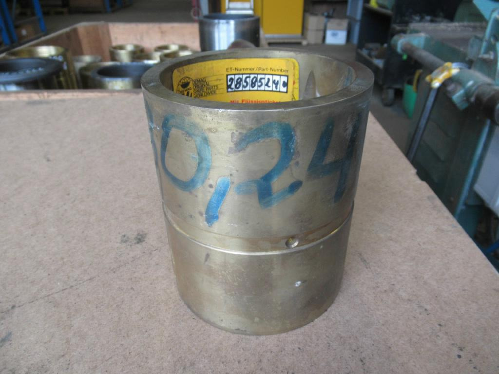 Liebherr 28585240 - - Piston/ Ring/ Bushing for Construction machinery: picture 1 Liebherr 28585240 - - Piston/ Ring/ Bushing for Construction machinery: picture 1