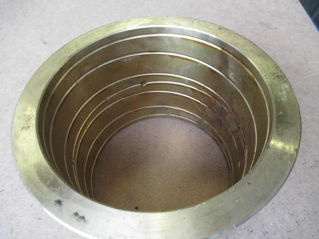 Liebherr 9241465 - - Piston/ Ring/ Bushing for Construction machinery: picture 2 Liebherr 9241465 - - Piston/ Ring/ Bushing for Construction machinery: picture 2
