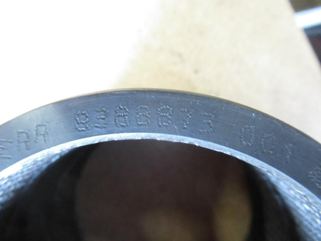 Liebherr 9388873 001 - - Piston/ Ring/ Bushing for Construction machinery: picture 3 Liebherr 9388873 001 - - Piston/ Ring/ Bushing for Construction machinery: picture 3