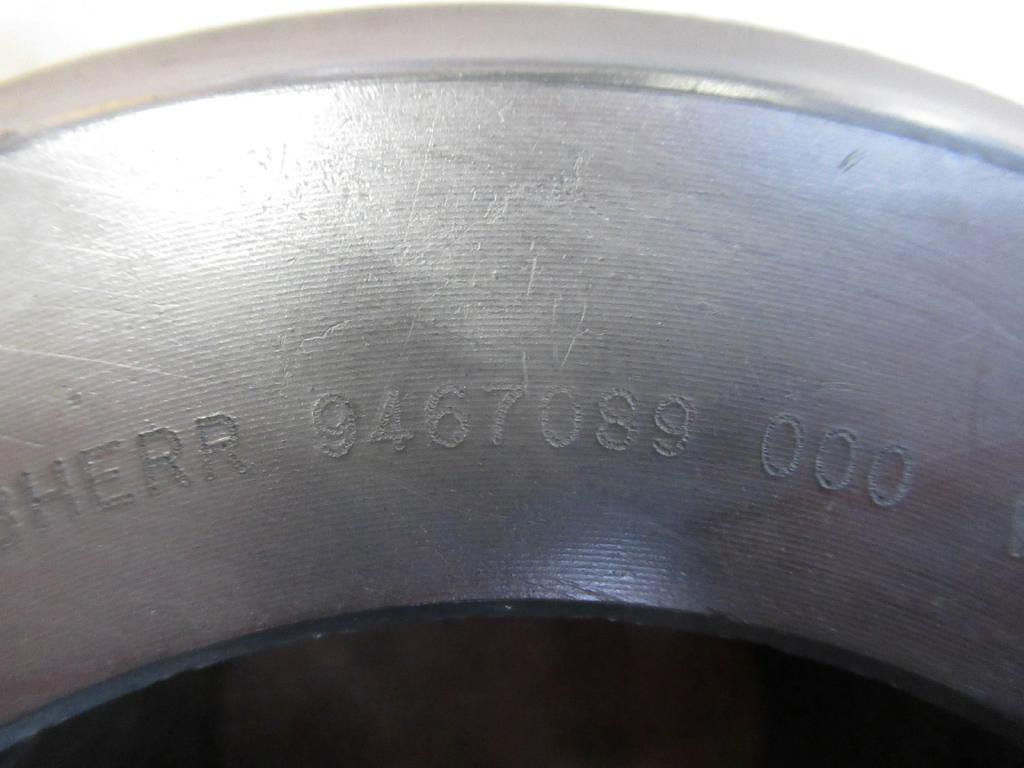 Liebherr 9467089 000 - - Piston/ Ring/ Bushing for Construction machinery: picture 3 Liebherr 9467089 000 - - Piston/ Ring/ Bushing for Construction machinery: picture 3