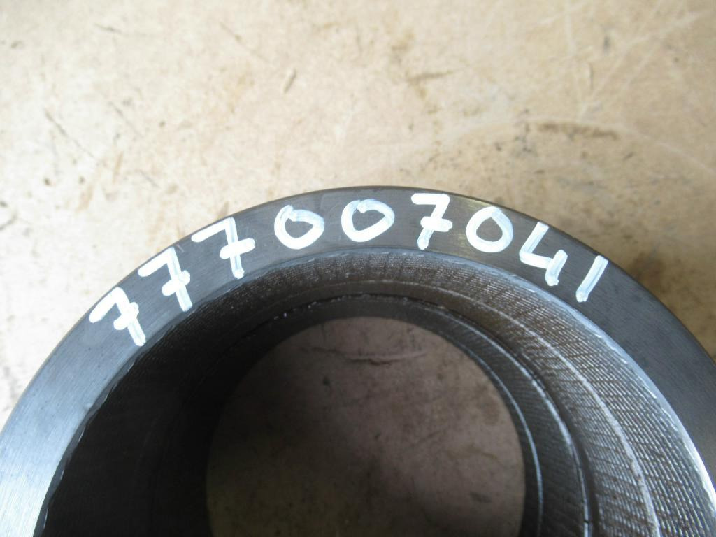 Liebherr 9827152 000 - - Piston/ Ring/ Bushing for Construction machinery: picture 4 Liebherr 9827152 000 - - Piston/ Ring/ Bushing for Construction machinery: picture 4