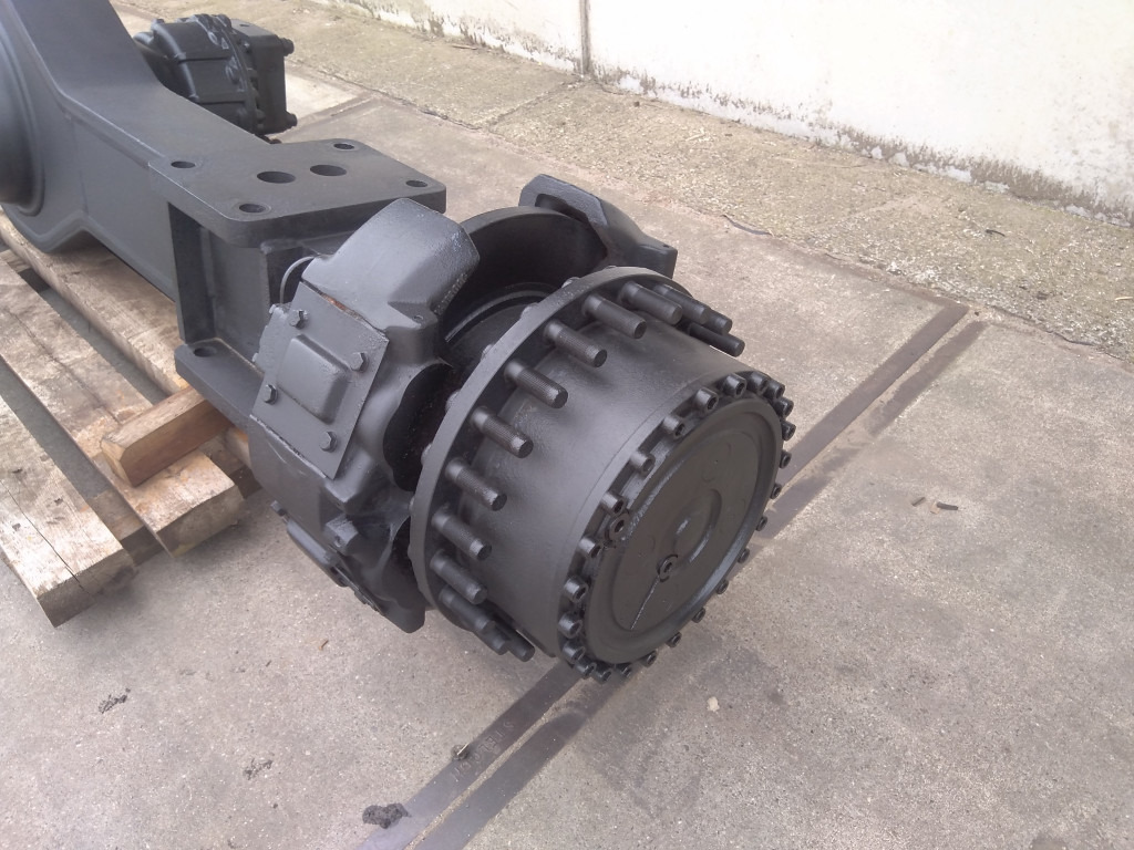 Liebherr A954B - Rear axle for Construction machinery: picture 2 Liebherr A954B - Rear axle for Construction machinery: picture 2