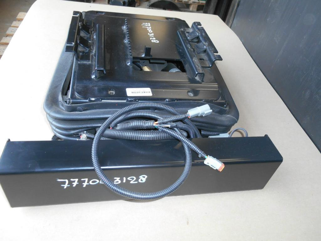 New Holland 73327303 - - Seat for Construction machinery: picture 3 New Holland 73327303 - - Seat for Construction machinery: picture 3