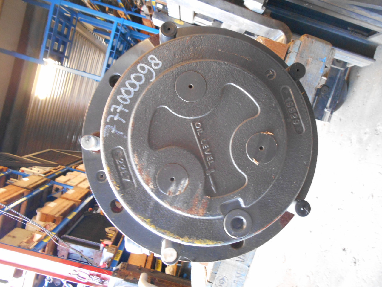 New Holland 87674862 - 85804761 - Front axle for Construction machinery: picture 2 New Holland 87674862 - 85804761 - Front axle for Construction machinery: picture 2