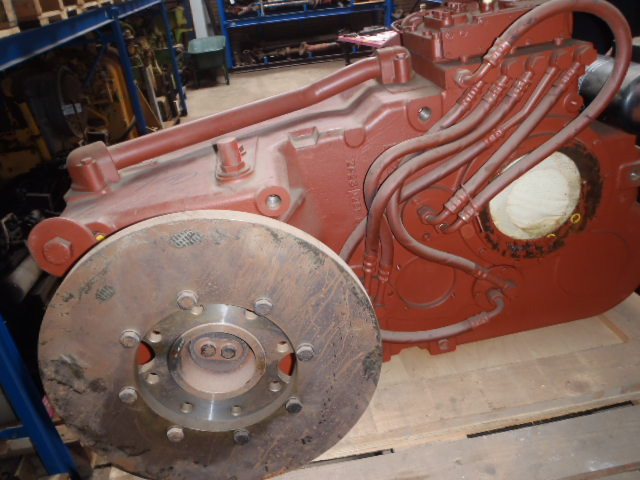 ZF 4644006058 - Gearbox for Construction machinery: picture 2 ZF 4644006058 - Gearbox for Construction machinery: picture 2