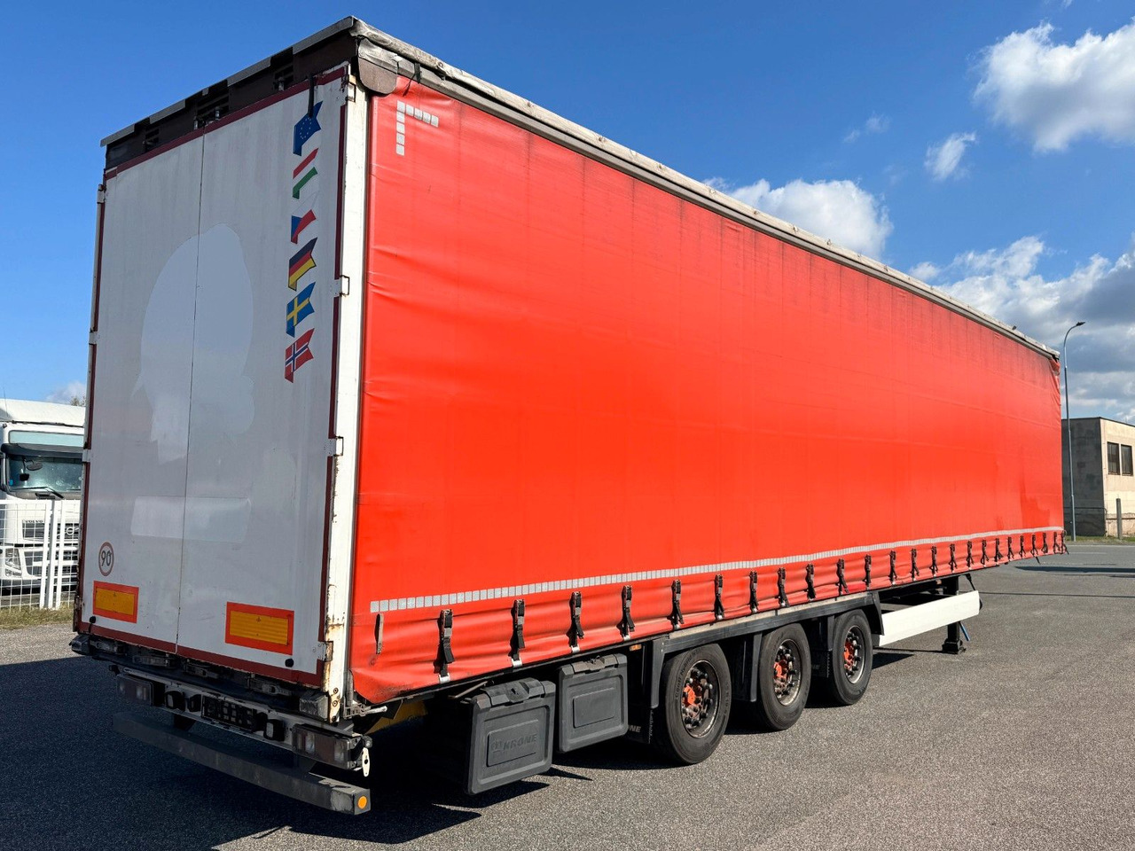 Krone SD - Curtainsider semi-trailer: picture 4 Krone SD - Curtainsider semi-trailer: picture 4