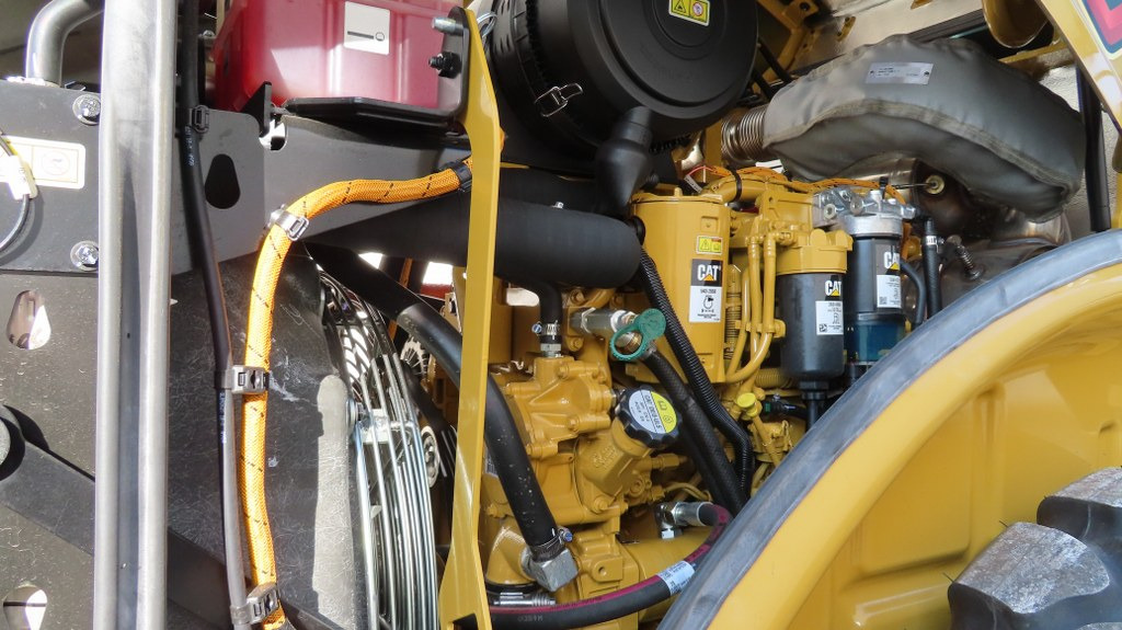 Leasing of  Caterpillar CS74B Caterpillar CS74B: picture 11