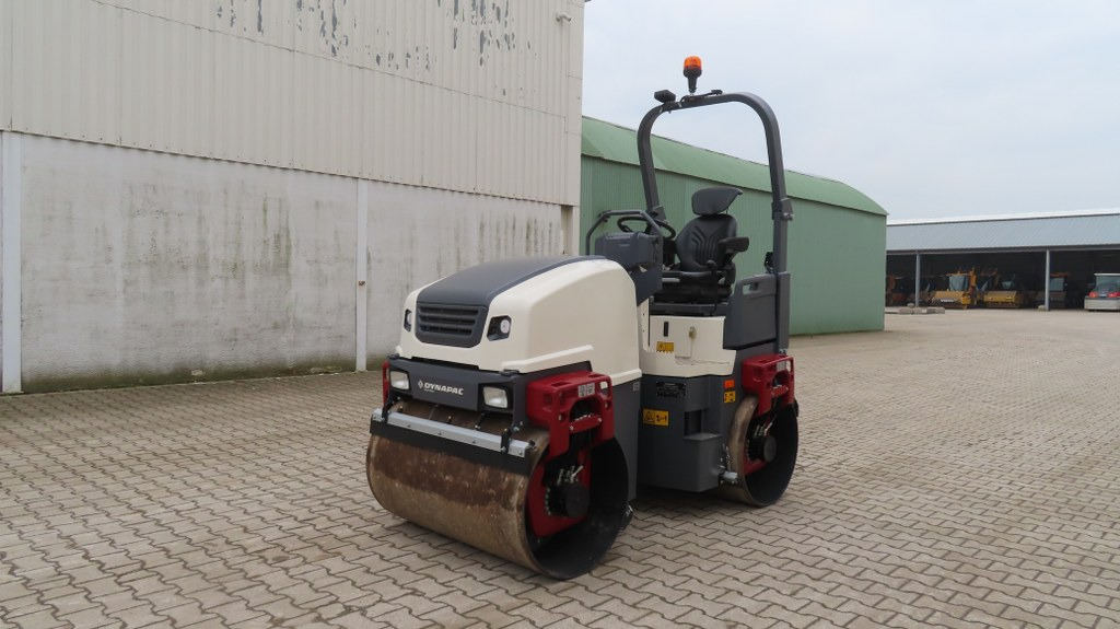 Road roller Dynapac CC1200 VI: picture 6