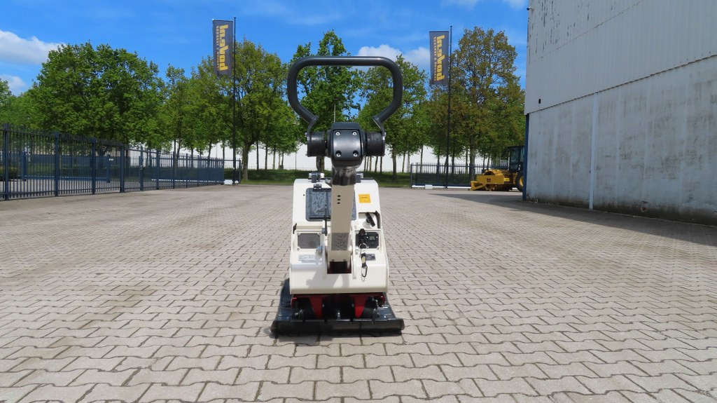 Dynapac DRP 45 DX - Vibratory plate: picture 3 Dynapac DRP 45 DX - Vibratory plate: picture 3