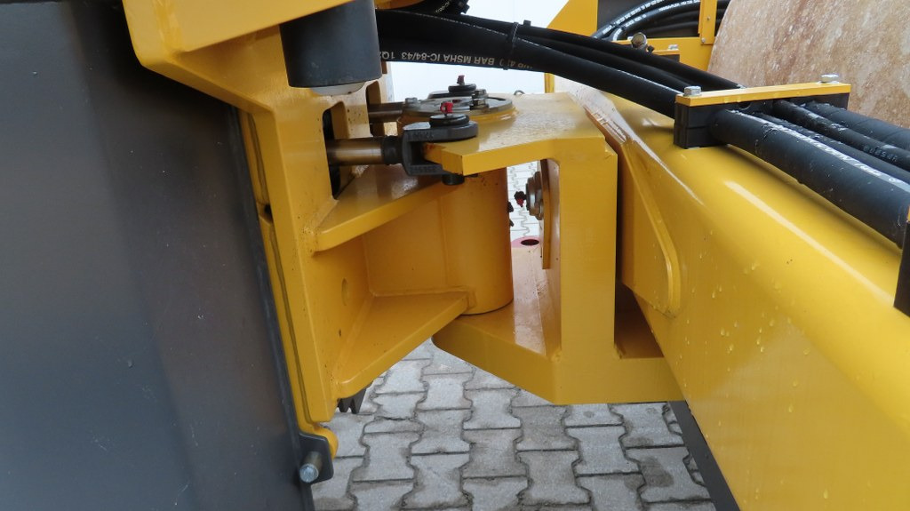 Leasing of  Volvo SD 135 B Volvo SD 135 B: picture 16