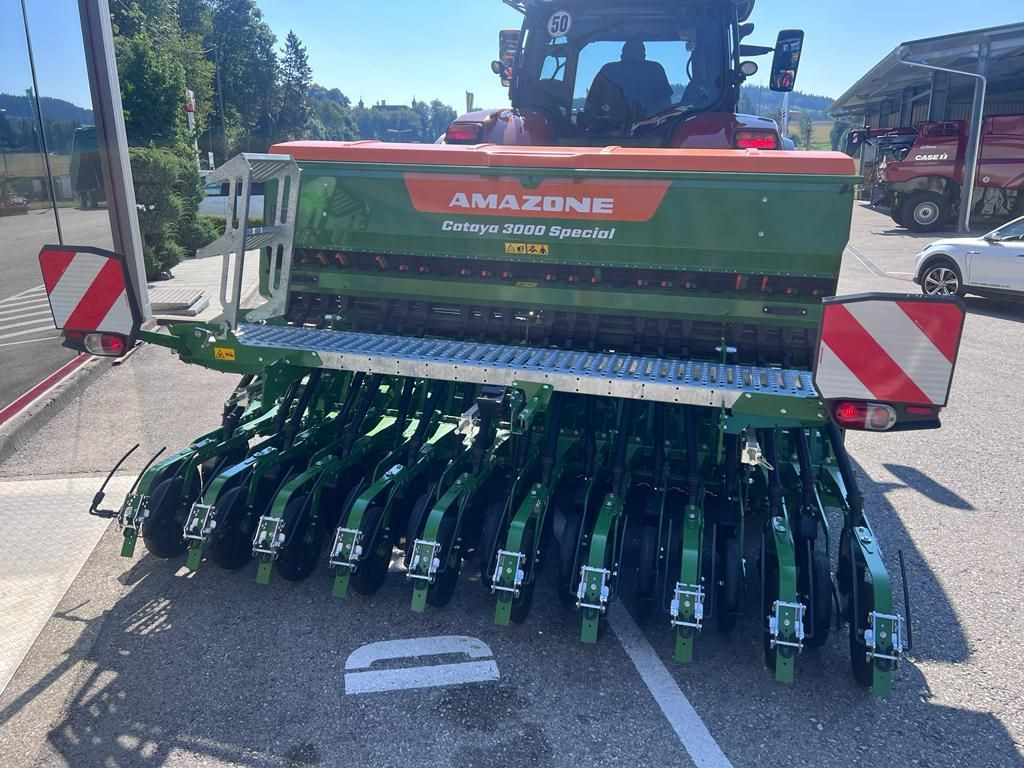 Amazone Amazone KE 3002-190 + CATAYA 3000 SPECIAL - Combine seed drill: picture 2 Amazone Amazone KE 3002-190 + CATAYA 3000 SPECIAL - Combine seed drill: picture 2