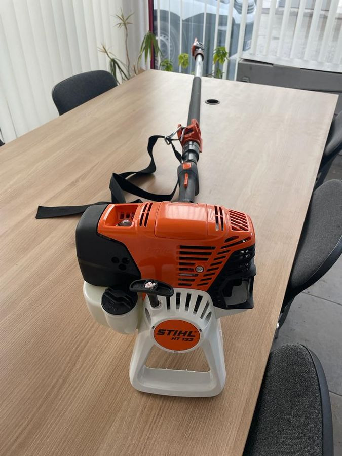 Stihl HT 133 - Forestry equipment: picture 2 Stihl HT 133 - Forestry equipment: picture 2