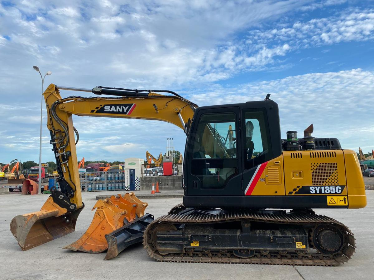 Sany SY135C - Crawler excavator: picture 1 Sany SY135C - Crawler excavator: picture 1