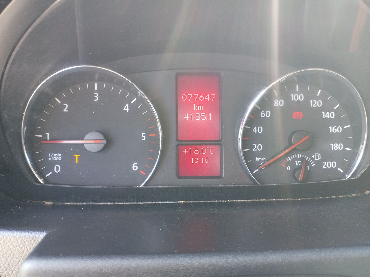 Volkswagen Crafter 50 Koffer 2.0 TDI LR 120 kW Diesel - Box van: picture 4 Volkswagen Crafter 50 Koffer 2.0 TDI LR 120 kW Diesel - Box van: picture 4