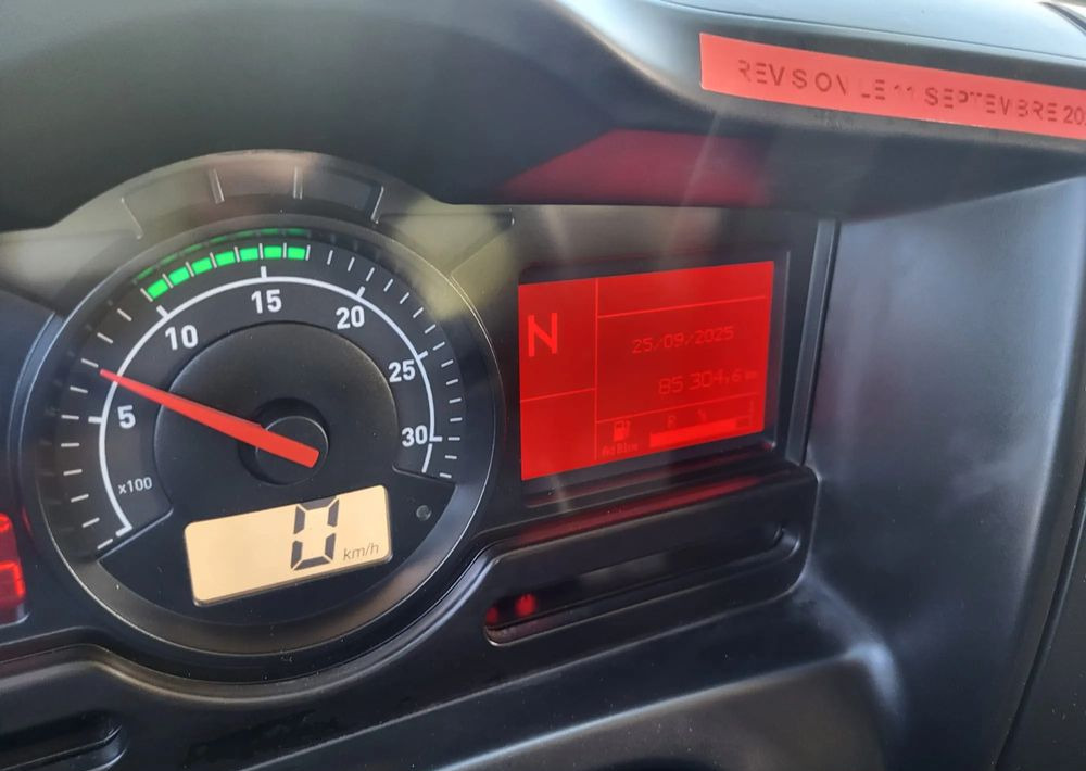 Garbage truck Renault D19 EURO 6: picture 9