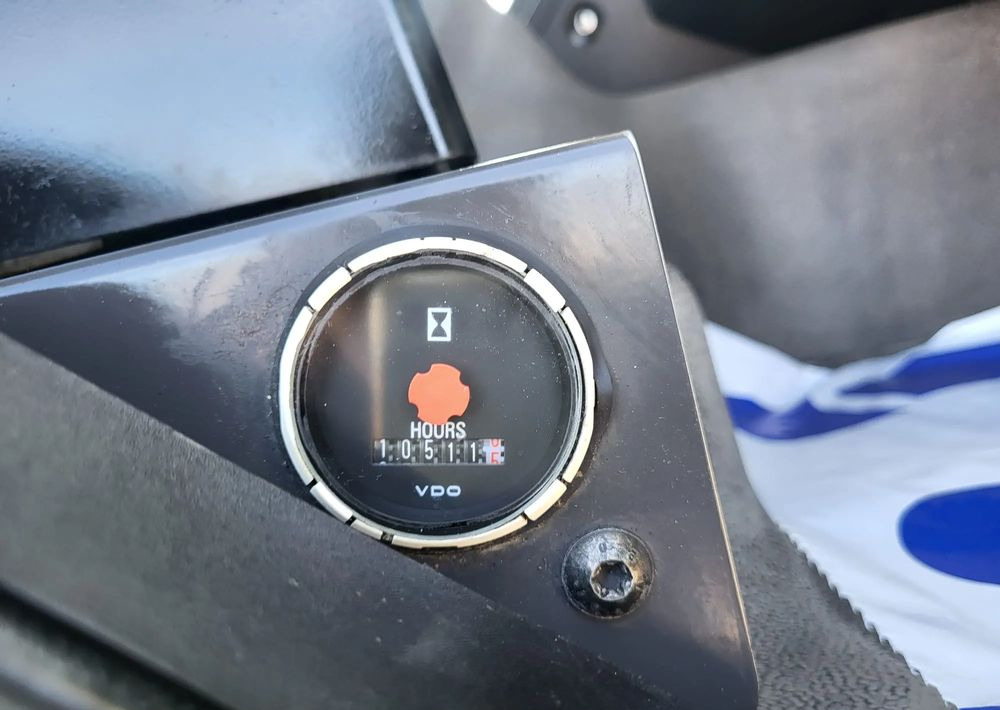 Garbage truck Renault D19 EURO 6: picture 10